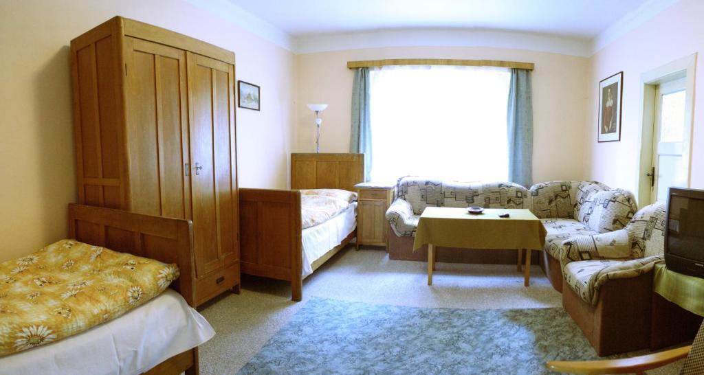 Bungalovy A Ubytovani Ratiborice- Zlic Česká Skalice Værelse billede