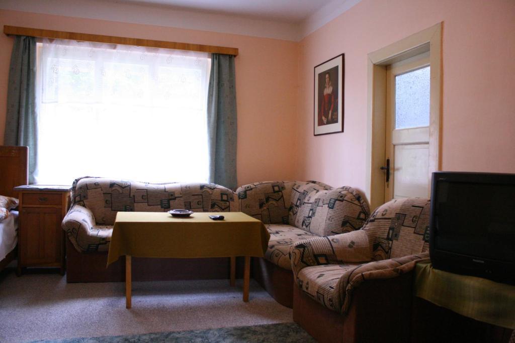 Bungalovy A Ubytovani Ratiborice- Zlic Česká Skalice Værelse billede